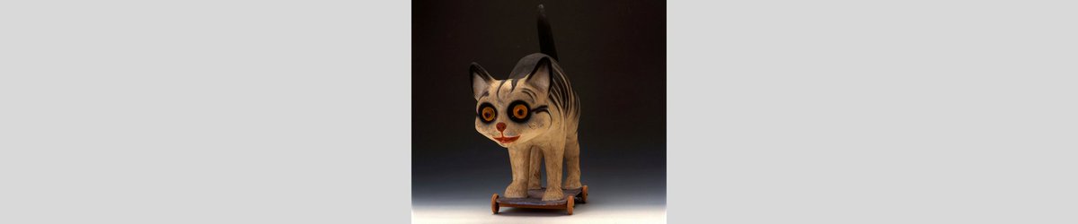 museujoguetcat's tweet photo. Happy #March! The #toyofthemonth is this cat, with extremely large eyes, made by Antoni Penas Sardà in 1930 https://t.co/bnRH1FThbl https://t.co/hdArqU83zl