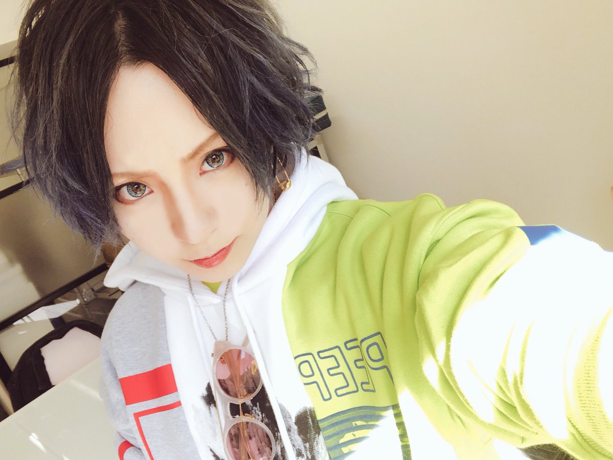 acme_chisa's tweet photo. Stuppyの撮影&amp;取材でしたー！
CHISA撮影は意外なアノ人とです😎 https://t.co/OjYmFc5u4c