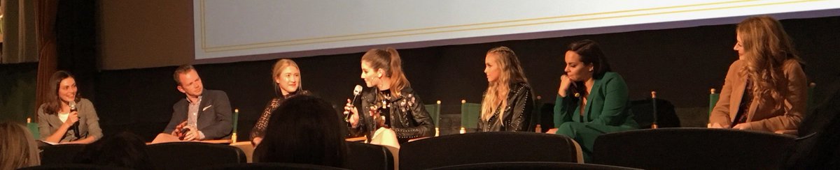 KarlishaHurley's tweet photo. Aussie star Phoebe Tonkin (#VampireDiaries, TheOriginals) was inspiring and lovely to chat with at the #Australiansfilm LA Premiere of #DanceAcademy. And Xavier Samuel (Twilight - Eclipse, #RiotABC) was cool. Met plenty of other great talent at the #RedCarpetEvent and Afterparty. https://t.co/bJcvHQFwMr