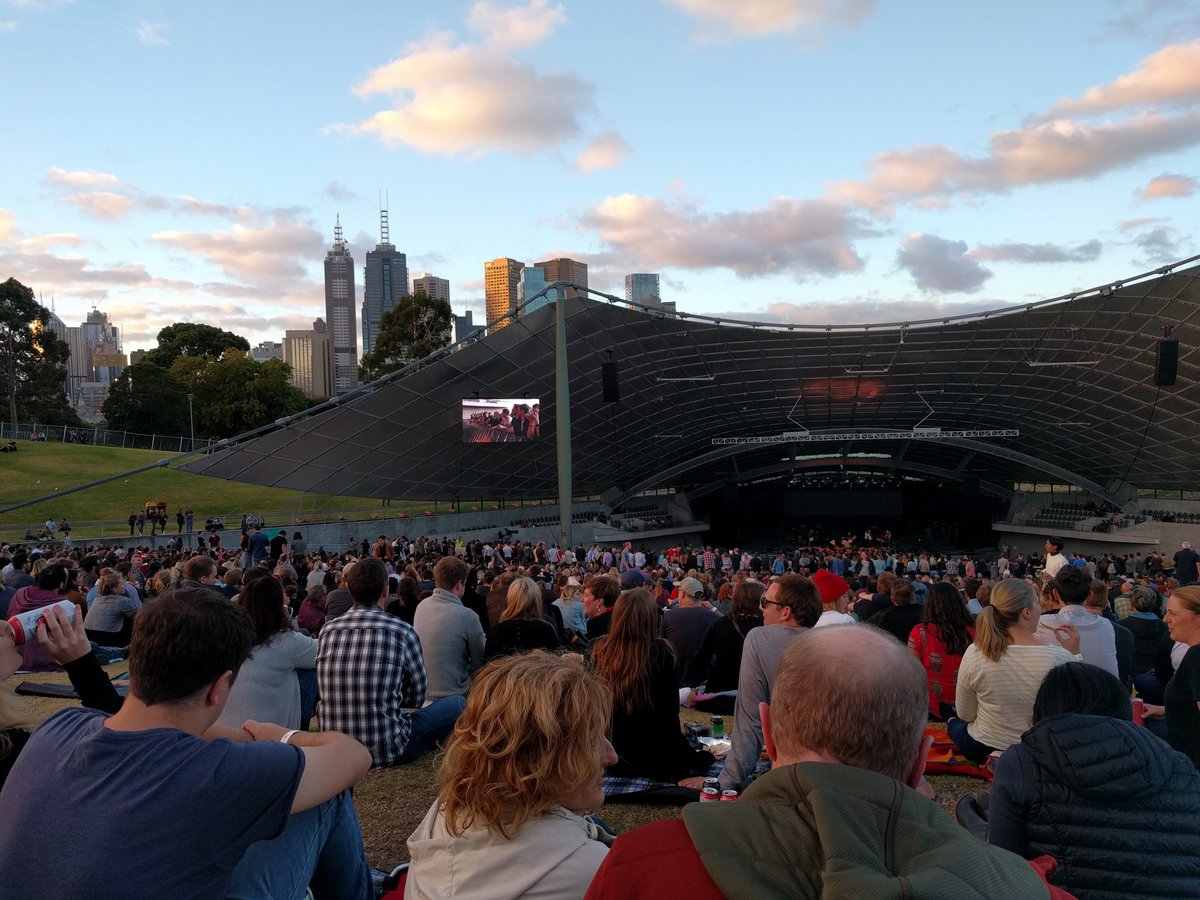 When you go to the #MyerMusicBowl and it's a very grown up kinda gig <a href="/TheNational/">The National</a> #notChainsmokers #Melbourne