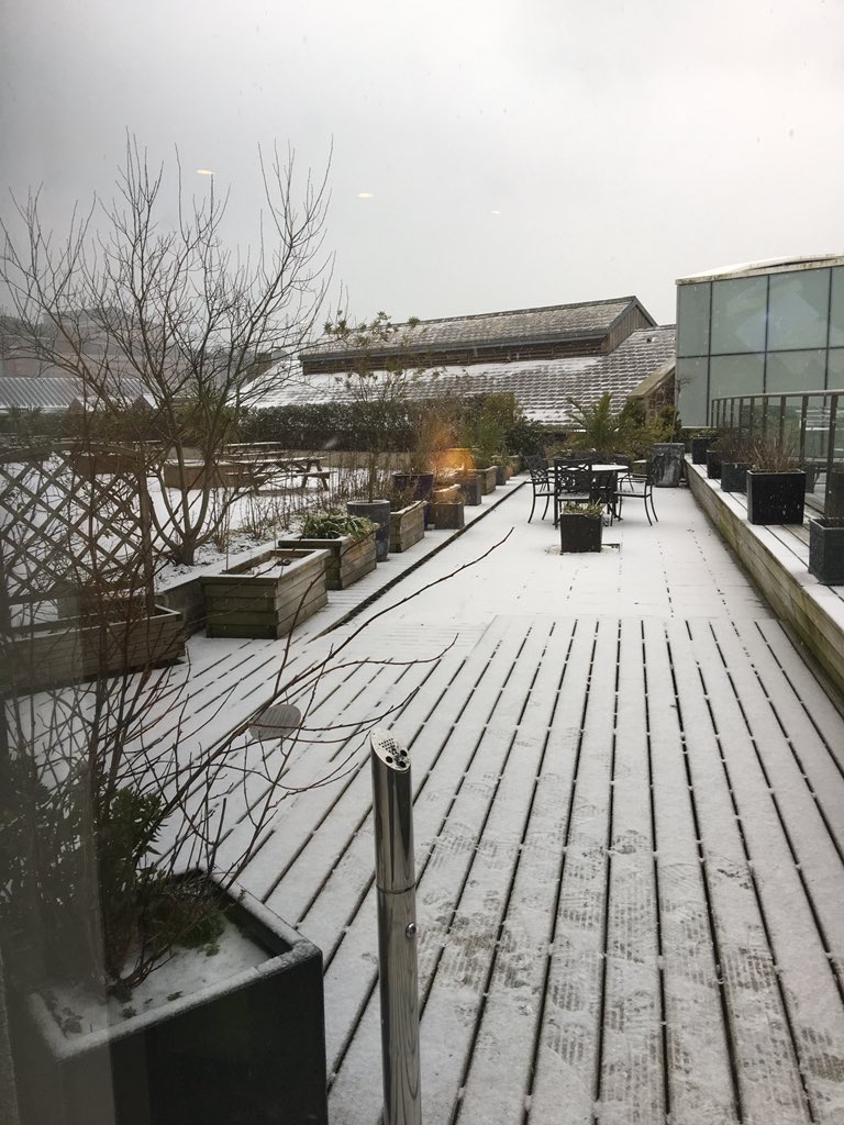 LibertyApartJe's tweet photo. It may be winter outside... but it’s warm & cosy inside the 63 @LibertyApartJe Apartments! And the hot coffee & croissants are free & fresh every morning! Space, location & a great alternative to a hotel stay. #Jersey #JerseySnow #Cold https://t.co/ltb6cUFEFt
