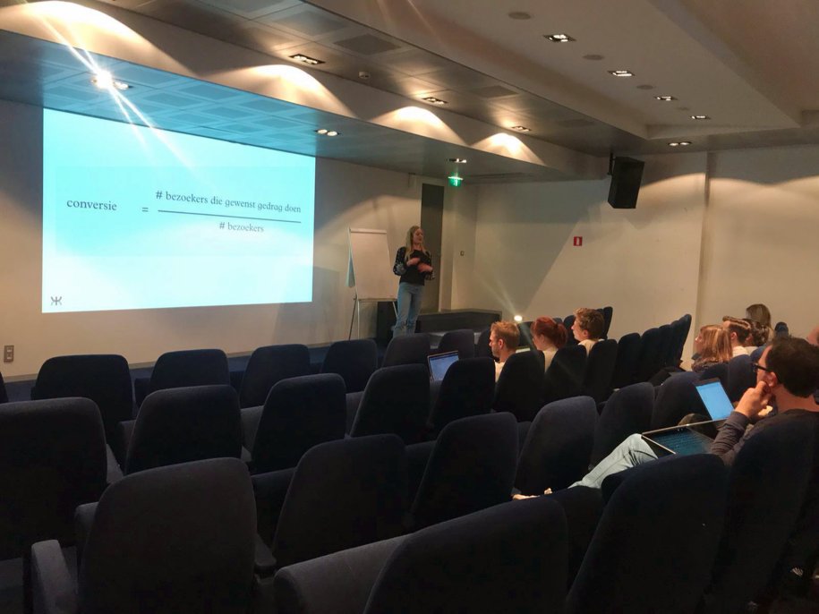 buyerminds's tweet photo. Vorige week gaven we een workshop 'Persuasive Copywriting' bij De Persgroep in Brussel. Good job, good energy! #koud https://t.co/dR2RvwWlWq