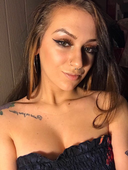 me completely unbothered and content bc I finally let go of bullshit people that would continually hurt