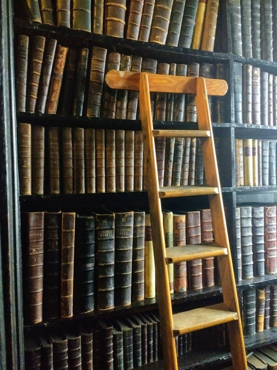 chethamslibrary's tweet image. It's #WorldBookDay and here at Chetham's we have been celebrating their power to transform lives since 1653. We are still keepers of the most wonderful collections, still free and still open to all. Long may it continue! #powerofbooks #poweroflibraries