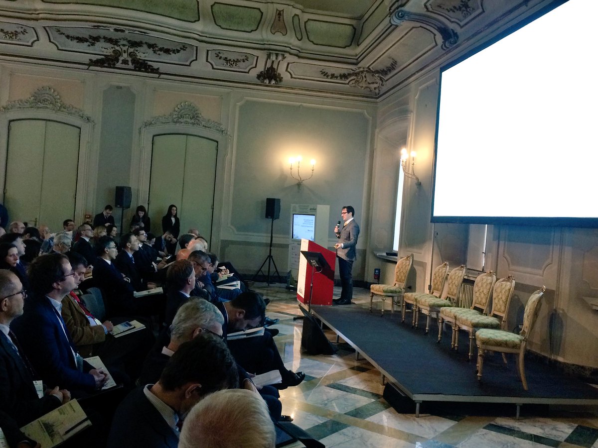 AgiciSrl's tweet photo. M.Carta al workshop #Utilities2018 “Le utilities sono pronte alla sfida!” #Accenture @AgiciSrl https://t.co/iUjGYDO1LH