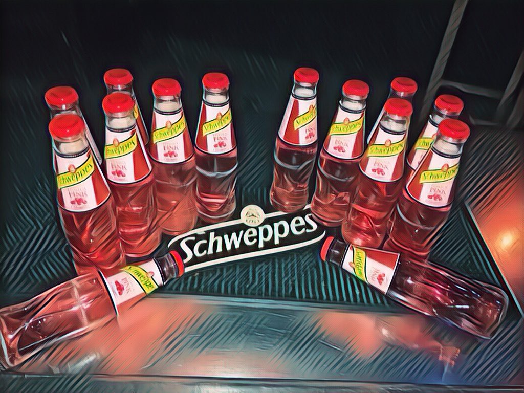 Llega una nueva tónica a Copaboca. Schweppes Pink, dulce, afrutada y de color rosa, gracias a su ingrediente principal, la grosella.
Pruébala desde mañana en Copaboca
#Losvierneslascopasmolanmas. <a href="/Schweppes_ES/">Schweppes España</a> #Ginebra #ginlovers #cubata #Nájera #PlacerIntenso