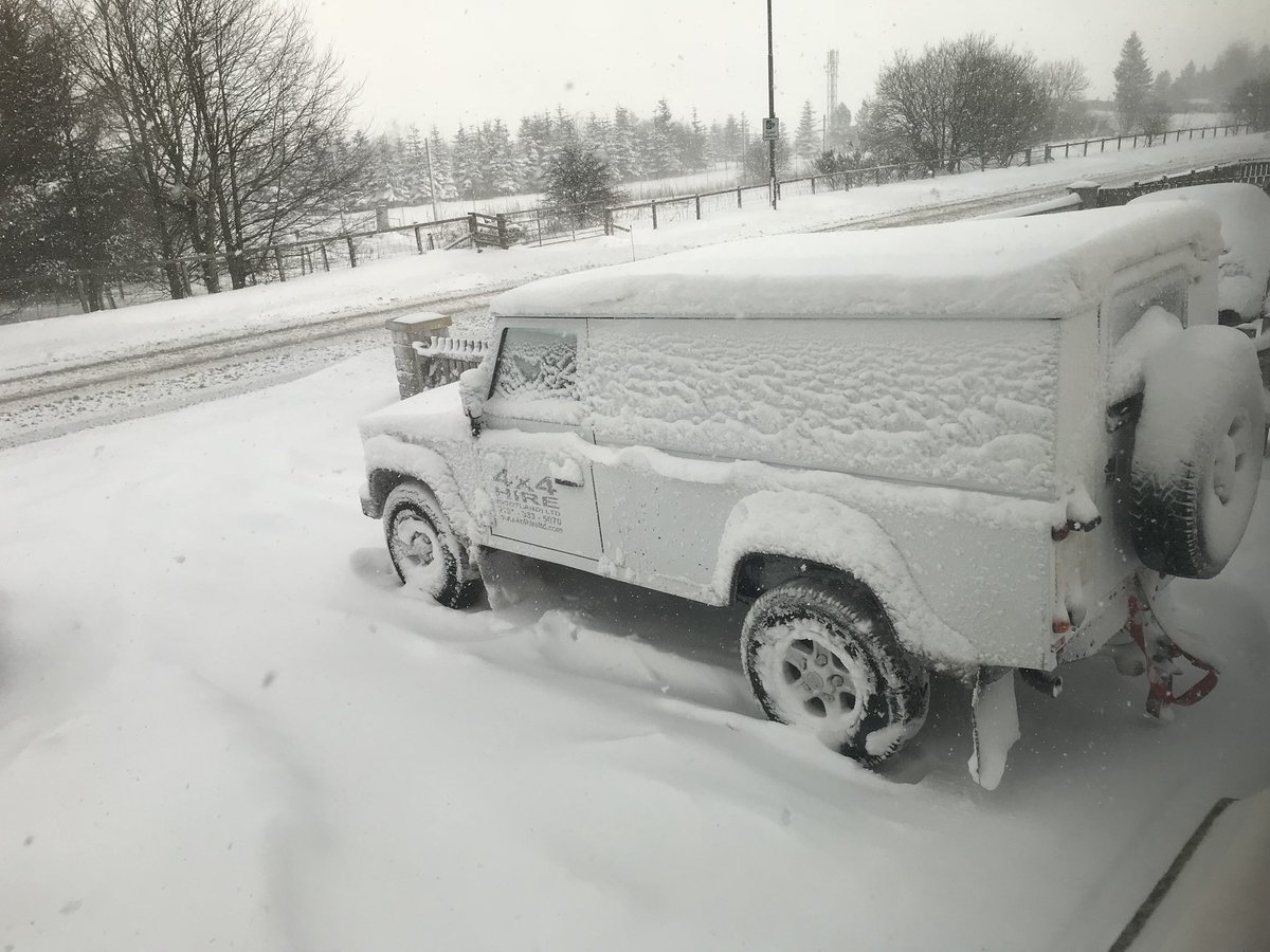 funkybokeh's tweet photo. Any @NHS_HS people stranded today? I’ve got this #Defender from @4x4hireltd and I’m not working due to weather so I’m available to help?

#SNOWMAGGEDDON #beastfromtheeast #snowday2018 #InternationalRescue #Snowedin https://t.co/iIsKlyCxWW