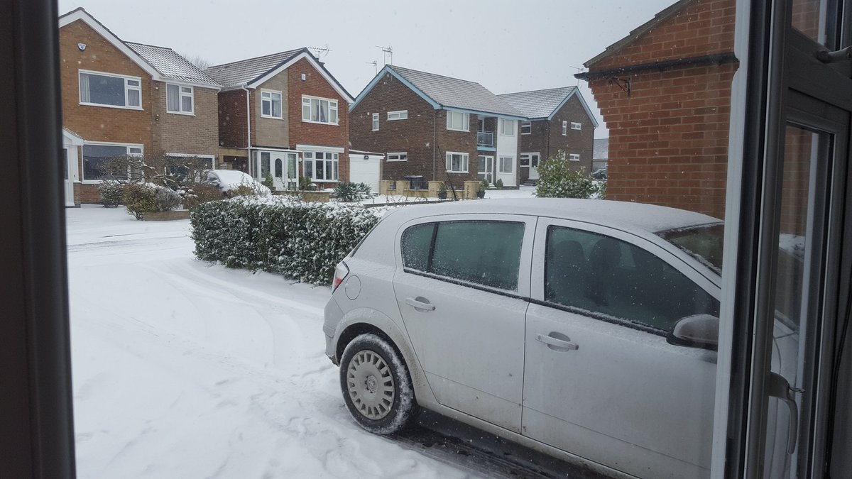 Ghostfacecouk's tweet photo. When did we move to Canada?!  Bloody snow! Bog OFF!! https://t.co/WS3lWxJQDy