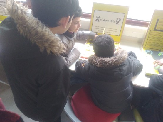 PetitsDebBTZ's tweet photo. Nous sommes toute la semaine à @VilledeDax pour aborder  #egalitefillegarçon #Sexismepasnotregenre #LGBT @DILCRAH @LesLandes40 @Prefecture40 @apdnaq @petitsdebs_33 https://t.co/7TFuGwOf1k