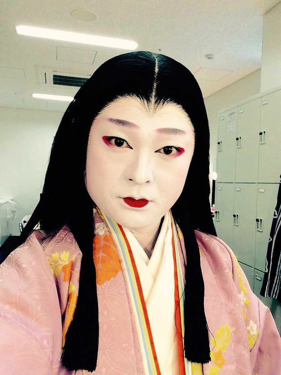 片岡千壽 かたおかせんじゅ V Twitter 本日市川海老蔵特別公演 源氏物語 川崎にて無事初日を迎えました 4月7日までの長い日程ですが体に気を付けて頑張りたいと思います