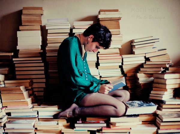 lostresanillos's tweet photo. 📚 ¡Feliz #WorldBookDay!

💬 ¿Cuáles son vuestros libros favoritos? https://t.co/wlUBwijWoZ