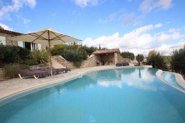 FrenchPortal's tweet photo. Eleanor's Property of the Day
995,000 euros - Aquitaine > Var
Situated near the listed village of Seillans, this modern and luxurious villa enjoys panoramic views of the valley. https://t.co/KqsTRh3lN6 #FrenchProperty #dreamhome #Frenchestateagent https://t.co/2YtKlIoOWL