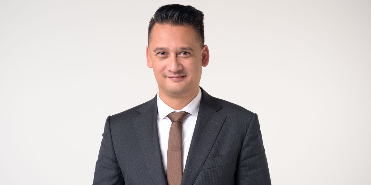 OlgreenIT's tweet photo. BLOG | In gesprek met Raymond, Business Development Manager bij Olgreen | 'We leveren goede mensen, bij ons staat het menselijke centraal. Een Olgreener is geen nummer, maar echt onderdeel van en ons meest waardevolle bezit.' #teamolgreen https://t.co/FpLnlpYFj7 https://t.co/CpTfzR5atb