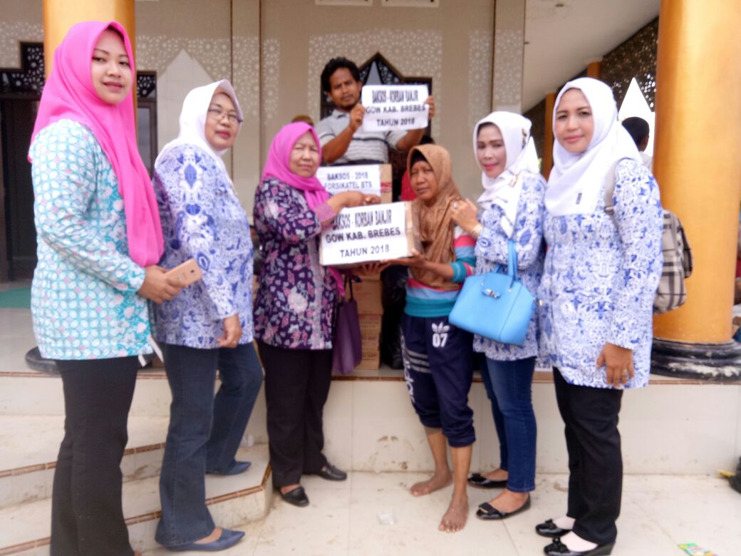 Bantuan Iwapi Brebes di Kalibuntu Losari