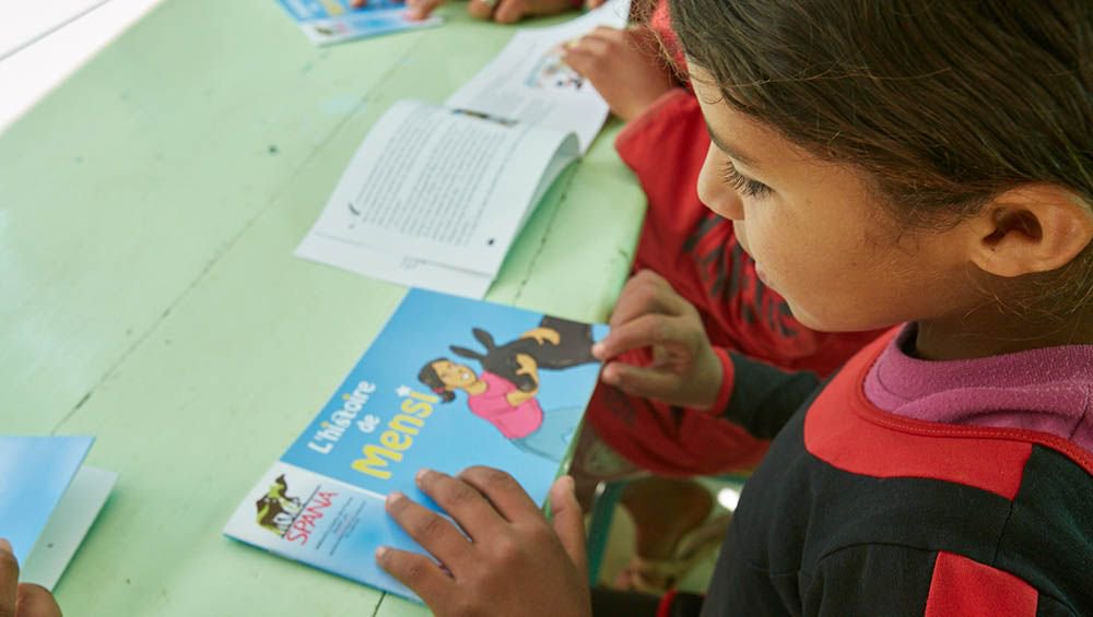 workinganimals_'s tweet photo. Happy #WorldBookDay! We think stories are a great way of teaching children about the importance of animal welfare. What's your favourite book about animals? 📖 https://t.co/vVOw3tz6dD