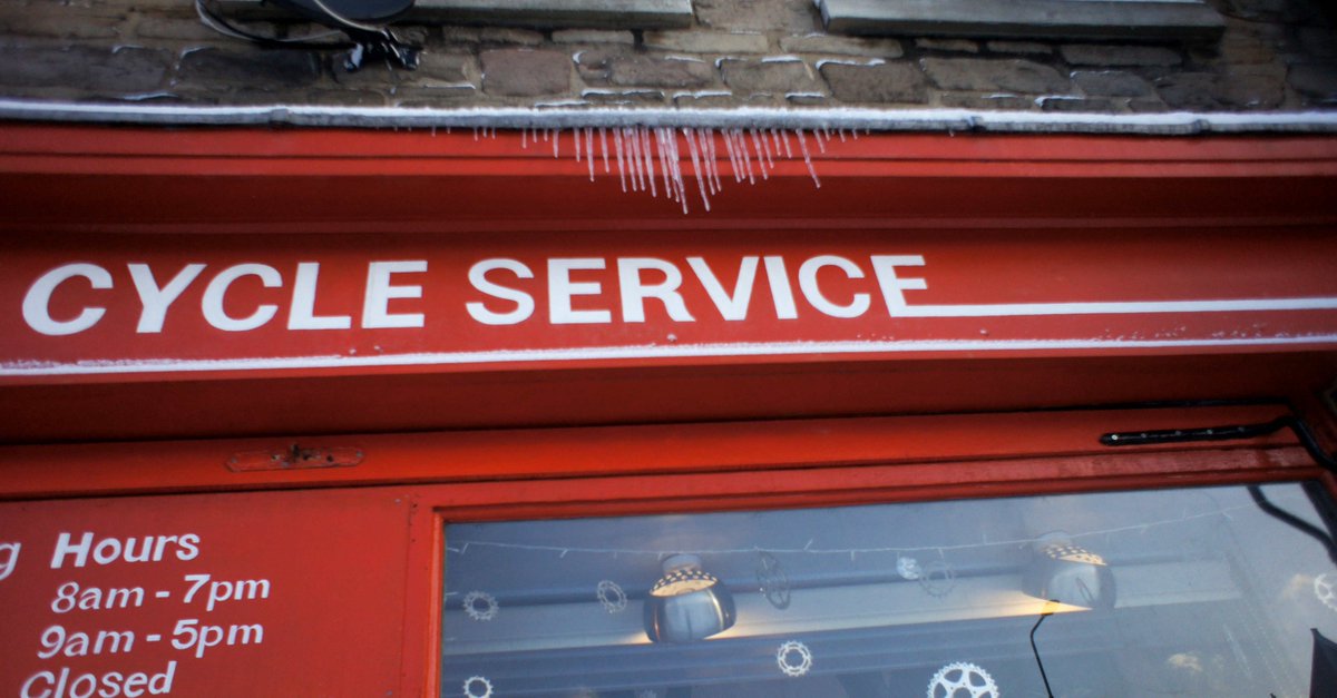 TheCycleService's tweet image. We are only open until midday today, sorry folks. Better weather for sledging than bikes. Here's some excellent icicles. Open as normal tomorrow.