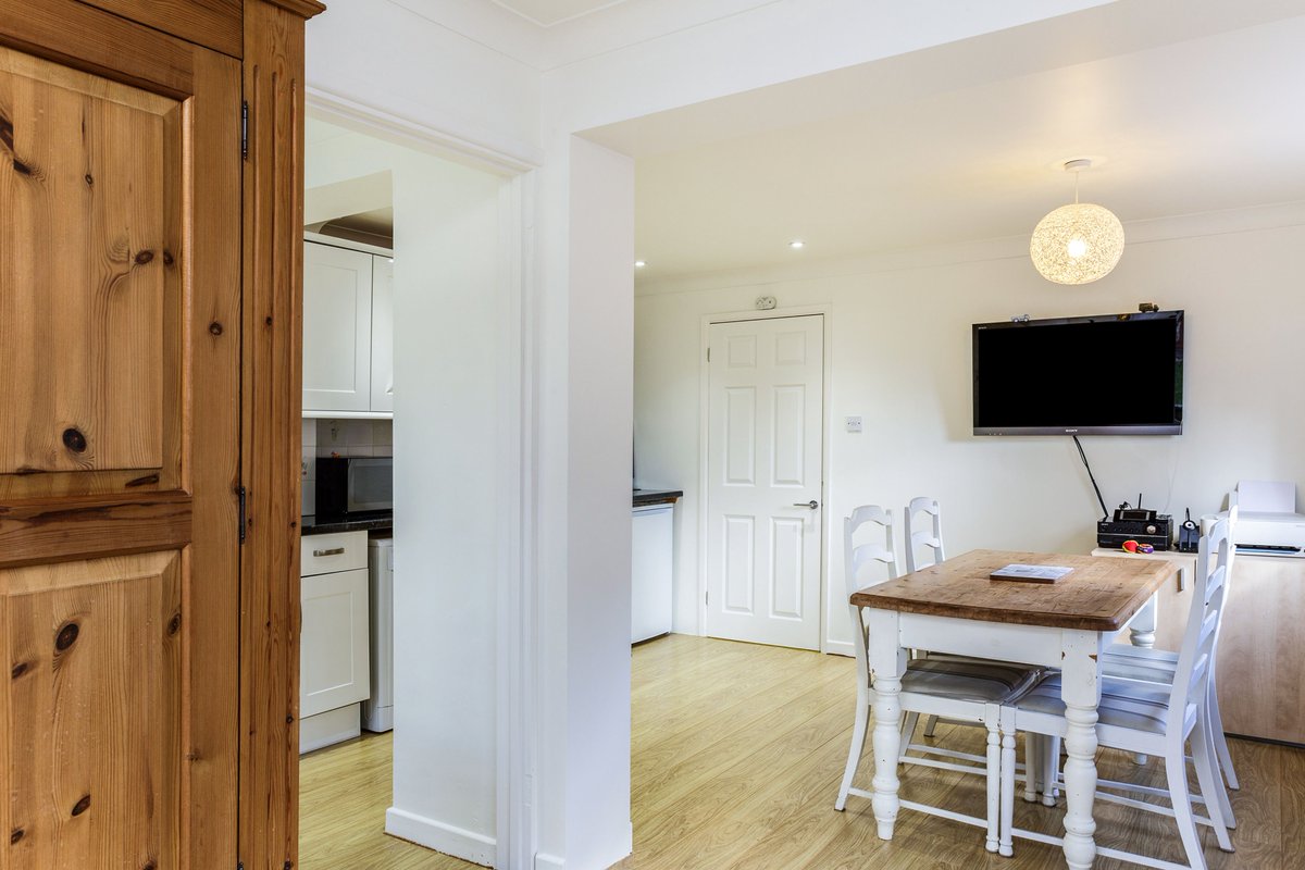 YES, YES, YES! How can you say no to a property like this?! AND it's on the #Nodepositoption scheme! Give me a call now to snap up this beautiful property #property #house #Gosport  @PropertyHants <a href="/LeadersLimited/">Leaders</a> <a href="/rightmove/">Rightmove</a> <a href="/Zoopla/">Zoopla</a>