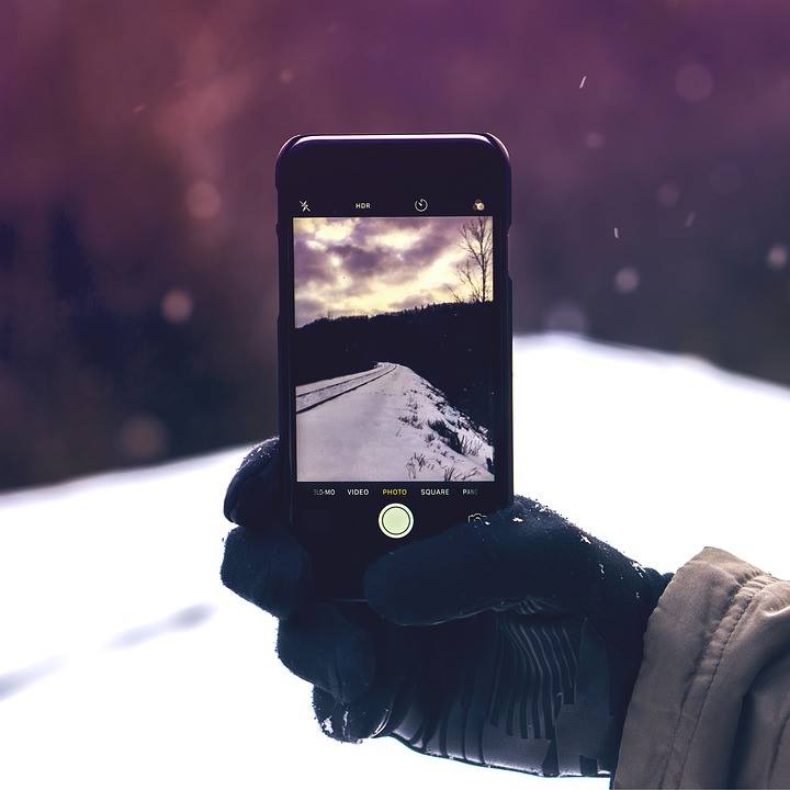 casehut's tweet photo. The BEAST FROM THE EAST has arrived. Off work? No School? Get 10% OFF with code: BFTE10 &amp; Free UK delivery. Make sure your phone is Beast Proof! https://t.co/yWxwaoLMGs #BeastFromTheEast #bfte #vouchers #Discounts https://t.co/nyzcKLOYcu