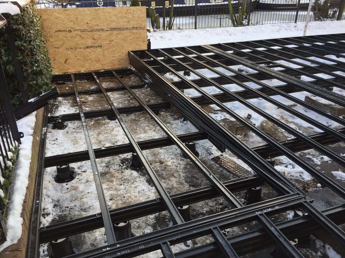 EliteOutdoorUK's tweet photo. As #stormemma and #beastfromtheeast take hold all over the UK, our teams carry on regardless with the install of the #Qwickbuild Deck structure at @TheWaterwayW9. The new ramp structure for the restaurant entrance is in place as the #londoncanals freeze over at @thewaterway_ https://t.co/vvhrDkcYoj