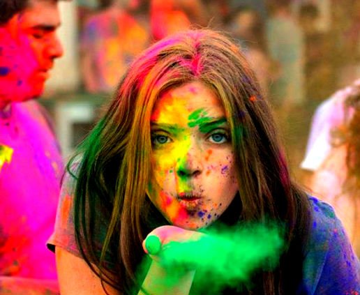 ScootsyIt's tweet image. Take care of your skin while you enjoy the festival of colours. How? Read on. bit.ly/2F2hyoE