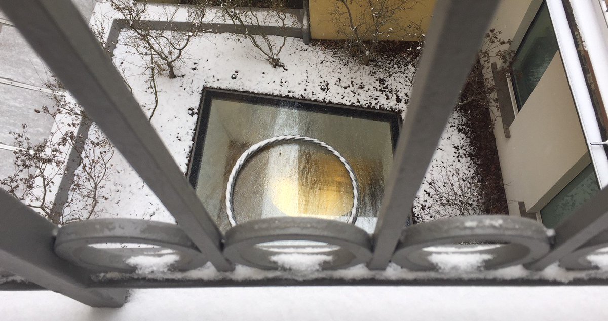 BuildingGallery's tweet photo. The snow today in Milan ... poetry and light transform the art and architecture in BUILDING ... the metamorphosis of snow #snow #snowinmilan #1marzo #1marzo2018 #building #buildinggallery #neveamilano #continuoinfinitopresente #remosalvadori #contemporaryart #artecontemporanea https://t.co/1e7bQzLqjV