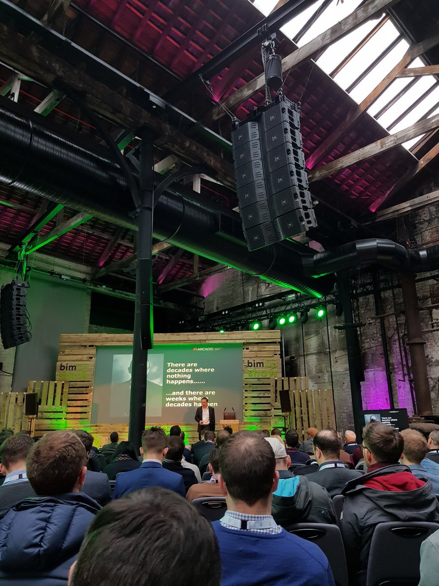 Micha_Digital's tweet photo. The decade of change for construction... #BIMsnowlive #BSL2018 @HallidayMeecham https://t.co/DQhspHDInQ