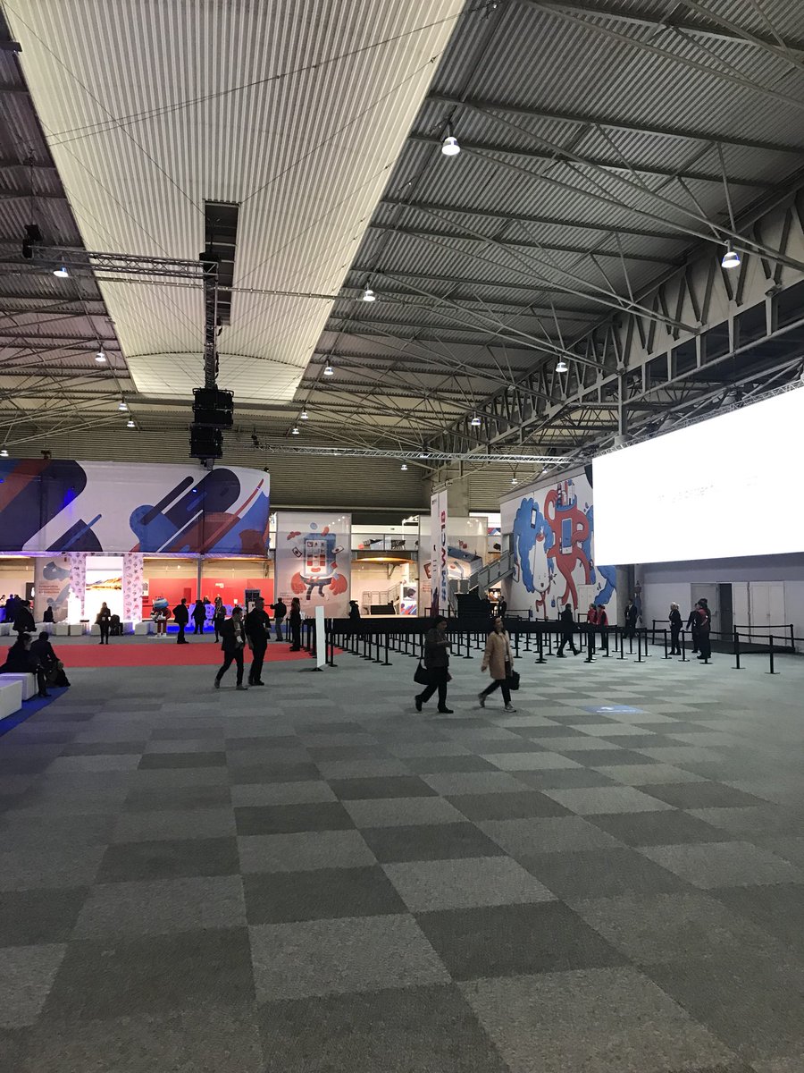 Eltoni72's tweet photo. Último día #MWC2018 Innovation: Battle of the Startups  con @gaby_ruggeri  como moderador! @overboostme https://t.co/bhd8u6UzTd #mwc18 #4YFN18 #mwc2018 https://t.co/6lKcsCJ9jG