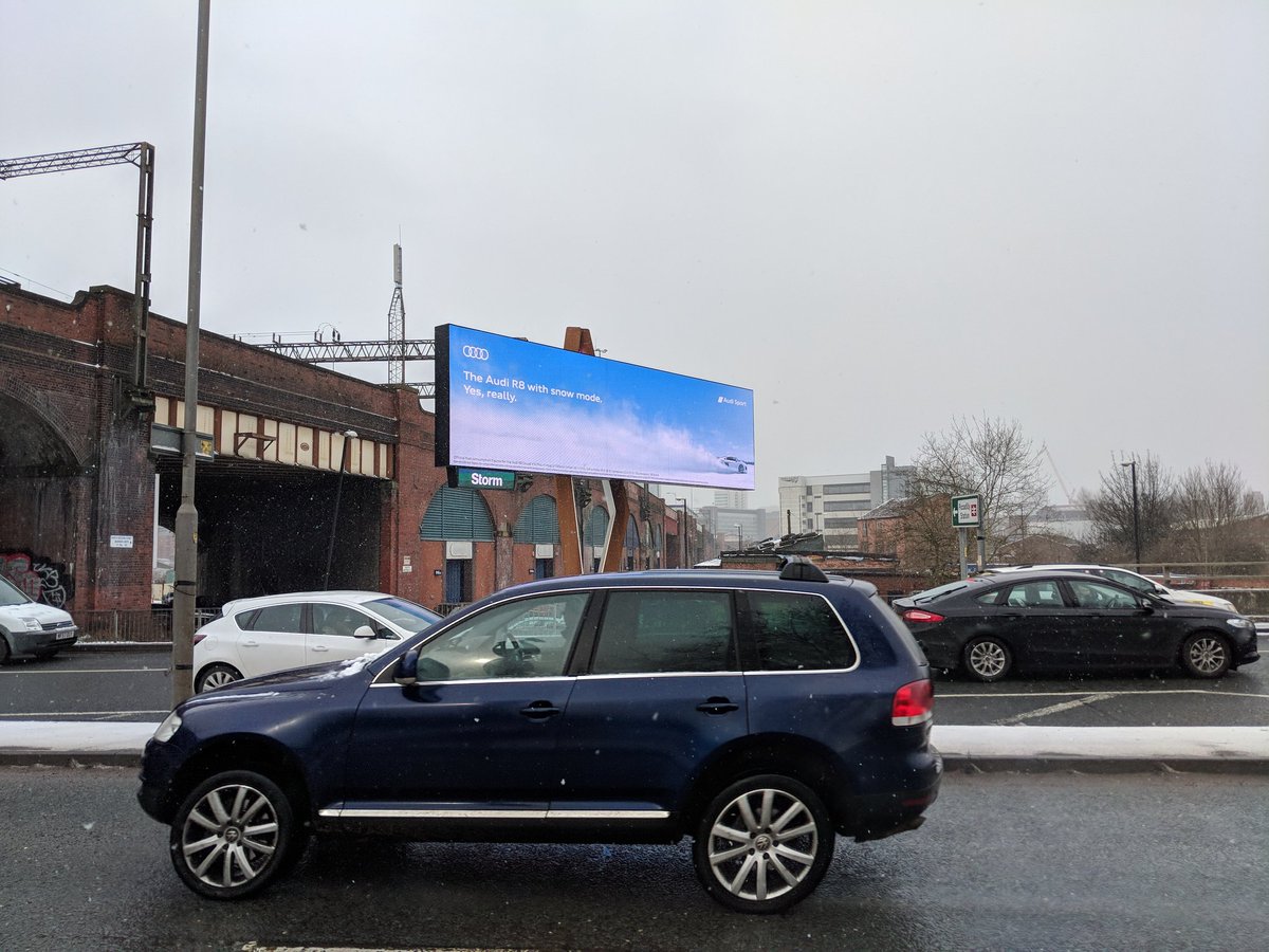 sportruss's tweet photo. Awesome use of reactive @clearchanneluk #DOOH from @Audi - contextual relevance at it's best! Top work @PHD_UK @TalonOOH https://t.co/weEVi0v5I4