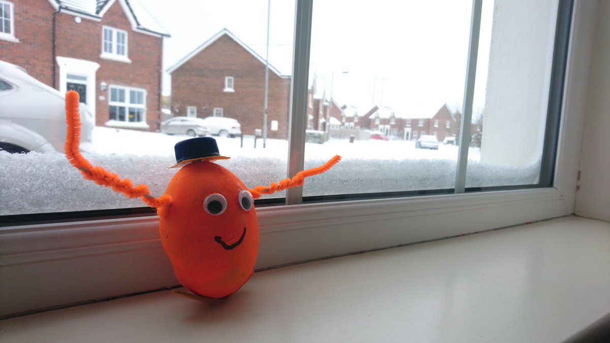 <a href="/Killowentweets/">Killowen PS Lisburn</a> Mr Tickle and Daniel from P2R enjoying looking out at the snow today  #Dressapotato #WorldBookDay #explorexcitexcel