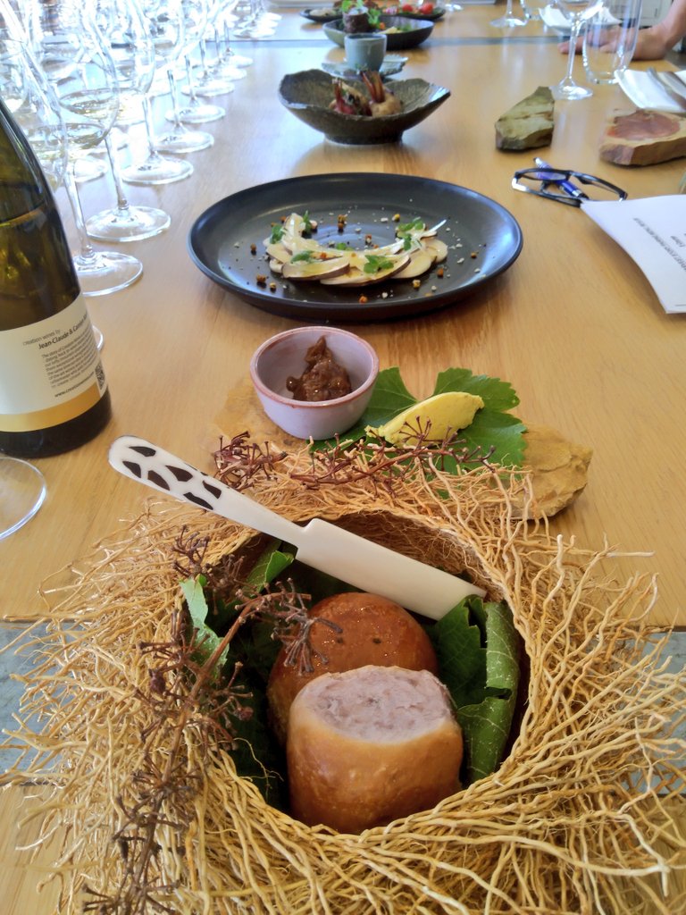 fRANAz91's tweet photo. Some excitement @creationwines today;especially in the kitchen;seeing that we are launching our new #HarvestMenu
#FoodForThought #winelovers #harvest #cheflife https://t.co/hfJhXFN3Uf