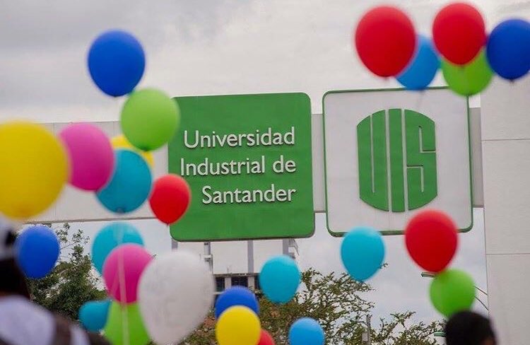 RectorUIS's tweet photo. ¡Feliz septuagésimo aniversario #UIS70Años! Hoy nuestra @UIS se engrandece y adquiere relevancia gracias al aporte y compromiso de las personas que la conforman. Siempre trabajando para y por las personas. ¡@UIS patrimonio educativo y cultural de Santander! https://t.co/QfyWkkXZBj