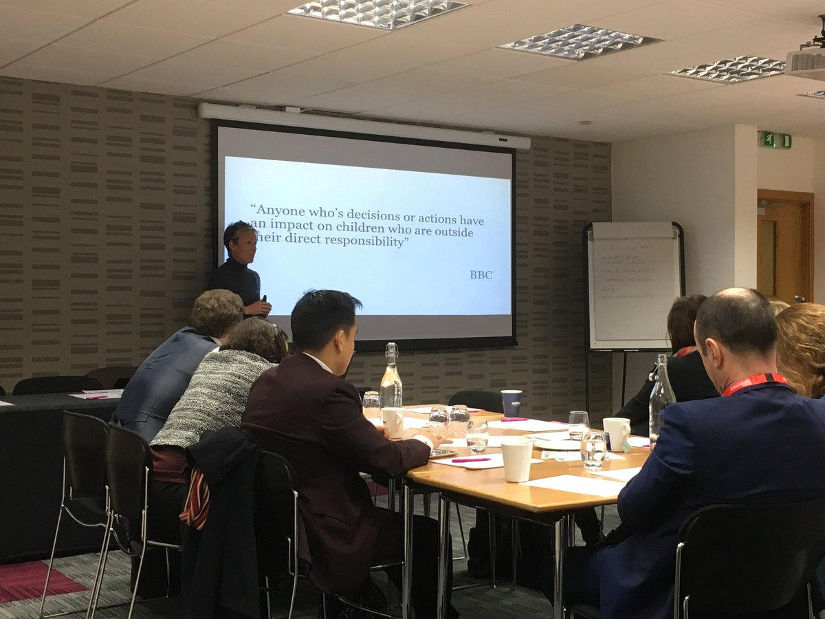 “Every teacher is a system leader” <a href="/vianclark/">Rebecca Boomer-Clark</a> discussing system leadership with the #G4G cohort