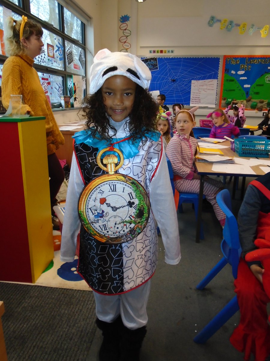 BegbrookAcademy's tweet photo. #WorldBookDay #y3 @Cabotfederation https://t.co/Xog2B11fCw