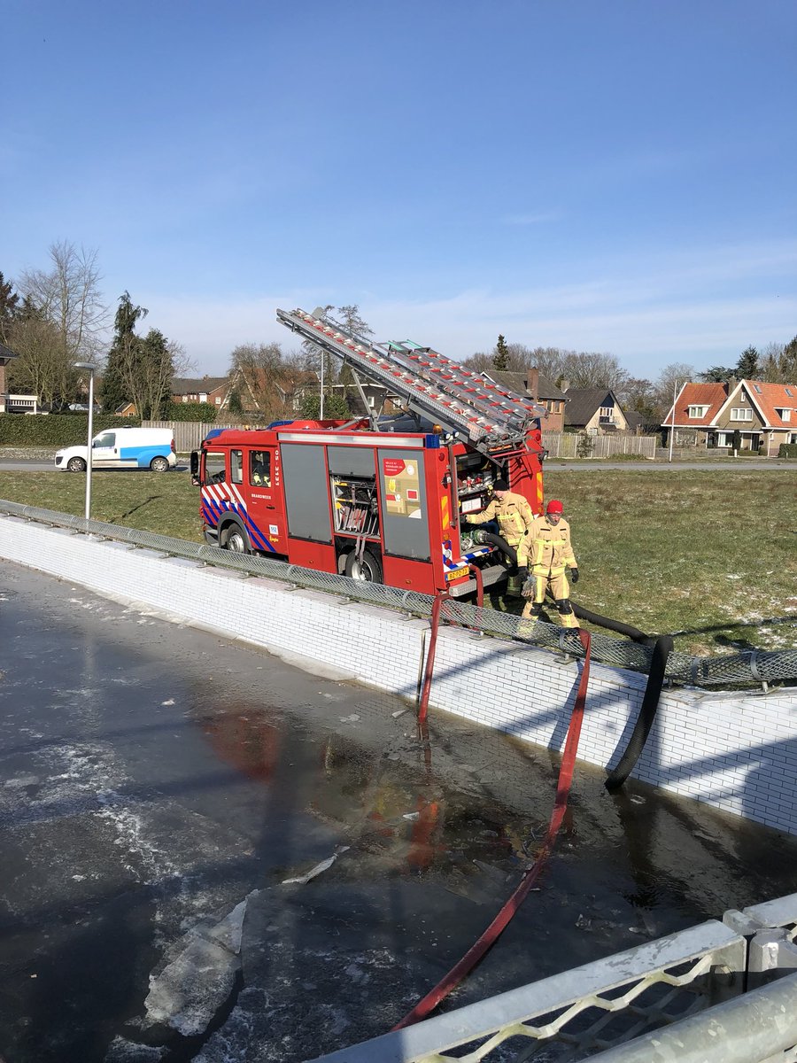 Wateroverlast in Almelo fietstunnel Weezebeek