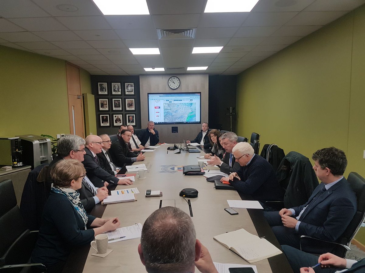 ClareCoCo's tweet photo. The Local Co-ordination Group is meeting at Áras Contae an Chláir in Ennis. A Status Red alert for snow and ice comes into effect from 4.00 p.m. https://t.co/StF9nmwZJn #StormEmma https://t.co/xHkvz4U6nA