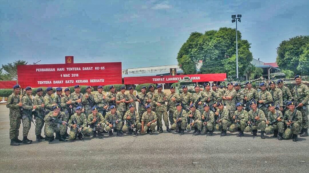 Onez_Fahmi's tweet photo. Kami xramai tapi kami ada #cikgu https://t.co/Ik9mHZd7JA
