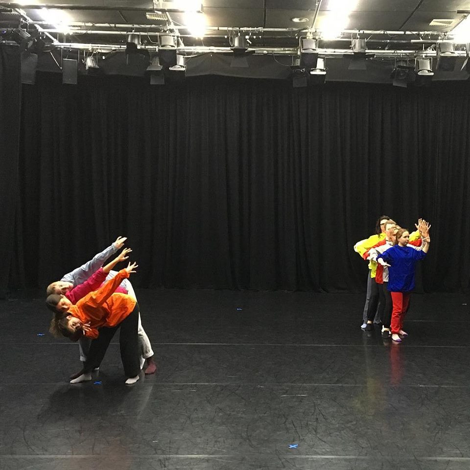 Don't miss our students dancing "stack" by @JanineH_artist tonight! <a href="/HornimanMuseum/">Horniman Museum and Gardens</a> Neon Late! 
Only £5 for heaps of fun performances!
horniman.ac.uk/visit/events/n…
(event is 6:30-9:30pm, they are on at 8:30pm)
Join us!