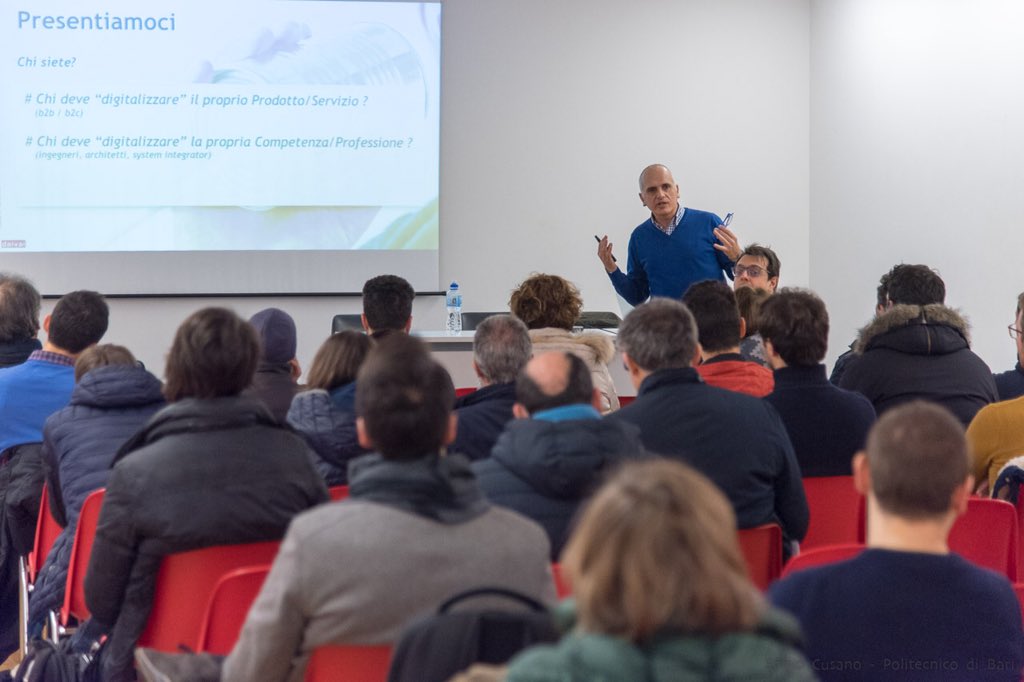 daivai_info's tweet photo. workshop su #impresa4.0 #IoT #SmartLiving  @PolibaOfficial con #imprenditori #professionisti #studenti https://t.co/sqxvIsghEj