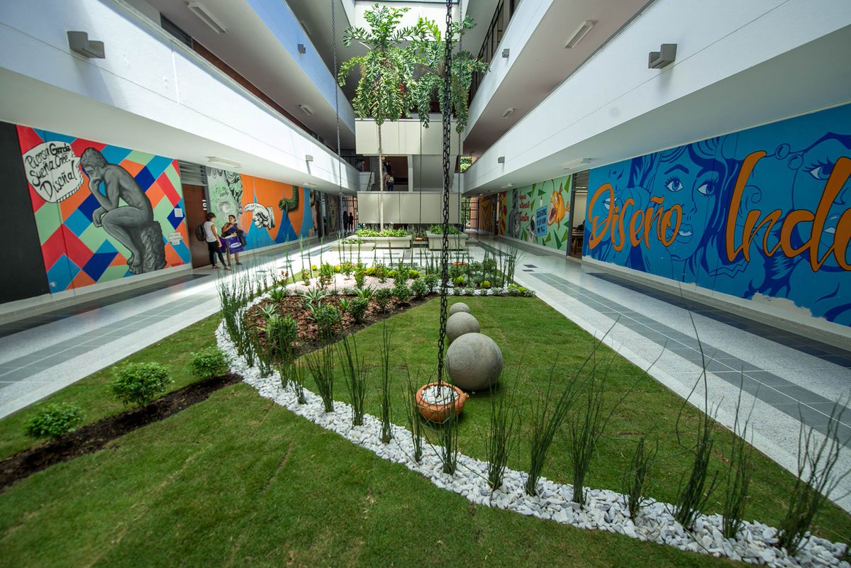 maurobucaro's tweet photo. #UIS70Años Cómo no sentirse orgullo de santandereano al saber que la mejor universidad del oriente colombiano llega a su septuagésimo aniversario, liderando la formación superior en Colombia y la región. Amor y orgullo por nuestra @UIS https://t.co/jO5qkjpEfj