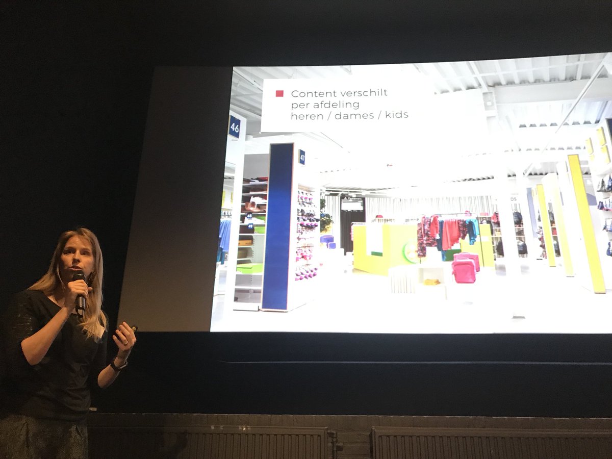 jweltevreden's tweet photo. Mooie presentatie van @NeleBruers van @DOBITSolutions over het belang van de context (doelgroep, doel, locatie en tijdstip) voor content op digitale schermen en concrete tips voor #retailers over het effectief inzetten van de content! #OMC18 Congress, #Mechelen https://t.co/2K6fysed0V