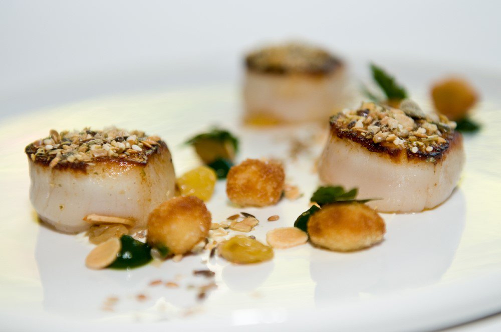 "Wow! What a fantastic night we had at THOMPSON #StAlbans on Thursday" Another happy customer with a fantastic review of our Mid Week Dining menu. At £25 for 3 courses, who could refuse?! Read more about @StAlbansBizness experience here >> stalbansbusinesses.co.uk/sab-news/no-tw… #EatLocal