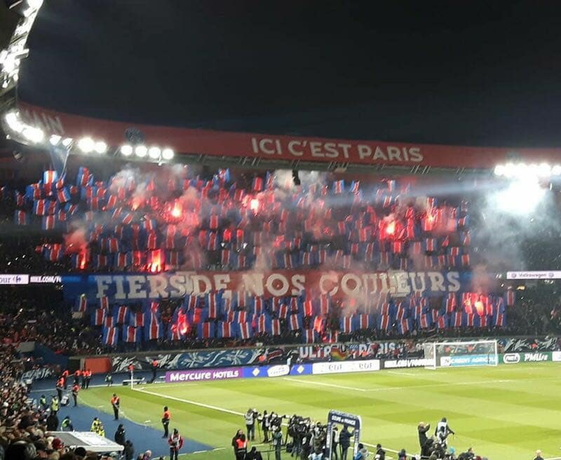 Co_Ultras_Paris's tweet photo. « Fiers de nos couleurs » #PSGOM https://t.co/3WJF7nvNsq