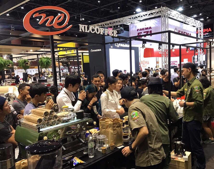 arisecoffee's tweet photo. 【休業日程】
ARiSE COFFEE ROASTERSは
3月6日(火)〜15(木)まで休業となります。

ARiSE COFFEE ENTANGLEは
3月10日(土)〜12(月)の間休業です。

年1の大遠征
行って参ります！ https://t.co/CQeRPN6hcw
