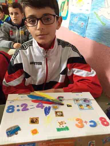 Wat tof! Het #schoenmaatje van Jurre is aangekomen in Albanië. Zo leuk om een bericht terug te krijgen. We hopen je er maar veel plezier van mag beleven. #edukans #sapnl