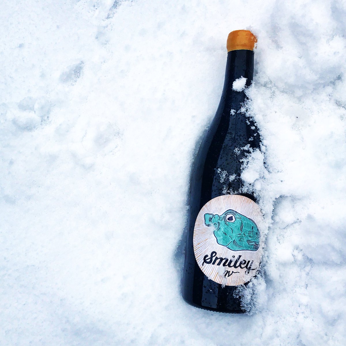 HTimber's tweet photo. Ice buckets in London be so last year. #beastfromtheeast #londonsnow https://t.co/3X4R36ekGN