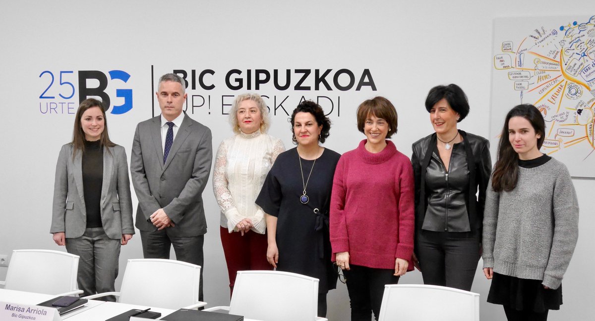 AizpuruAinhoa's tweet photo. Iazko balantzea egin eta BIC Gipuzkoaren 25 urteak aztergai; @narusolutions eta Alimek enpresek ibilbide oparo hori islatzen dute. Jarrai dezagun elkarlanean #Gipuzkoa-ko ekintzailetasun ekosistema indartzen Zorioanak @BICGipuzkoa-ko lan talde osoari! #EtorkizunaEraikiz https://t.co/Z3Z3wJNSBQ