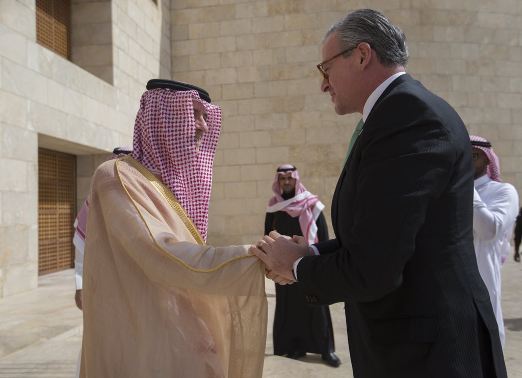 KSAMOFA's tweet photo. #الرياض | الوزير #عادل_الجبير يستقبل وزير خارجية جمهورية كوستاريكا https://t.co/o5ejsmAJzV