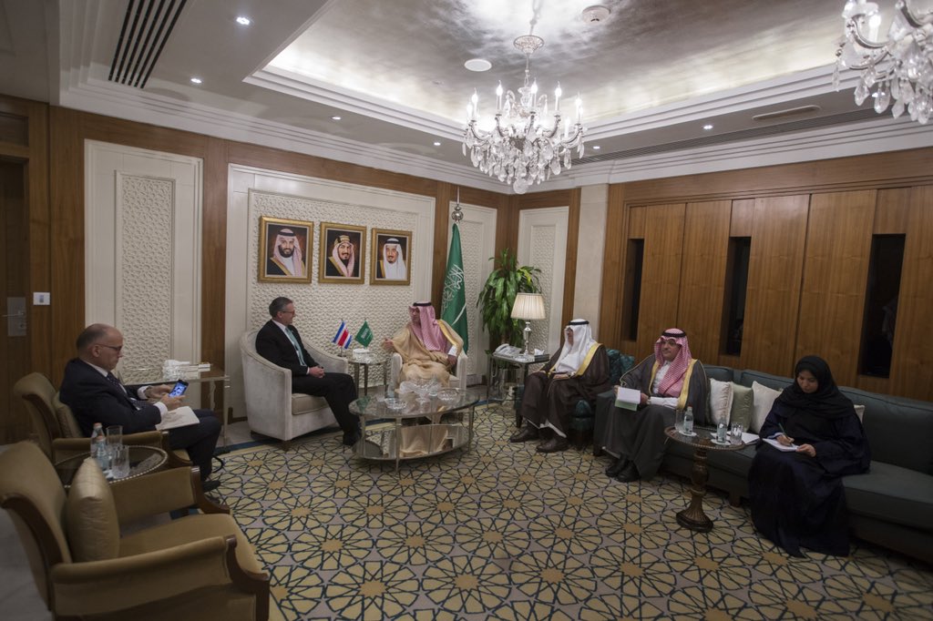 KSAMOFA's tweet photo. #الرياض | الوزير #عادل_الجبير يستقبل وزير خارجية جمهورية كوستاريكا https://t.co/o5ejsmAJzV