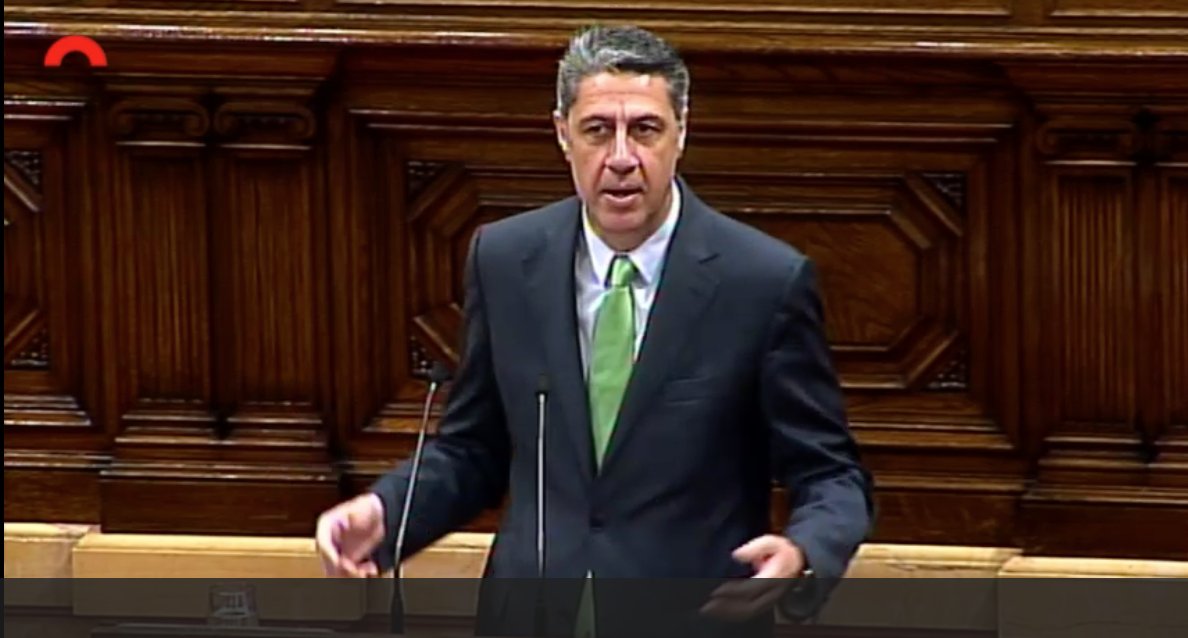 PPCatalunya's tweet photo. Interviene @Albiol_XG en el #Parlament: "Este debate se plantea sin un gobierno al que dirigirse ni un gobierno con el que debatir"
#JuntosPPC https://t.co/Fz2ZX31gkY