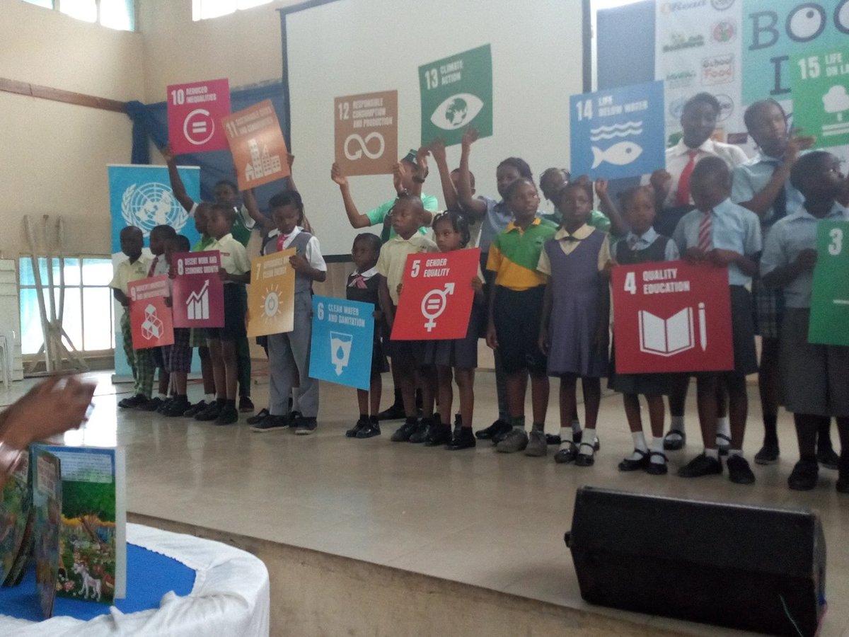 ireadnetwork's tweet photo. Student representatives from each school in attendance of the World book day event,2018.
#ireadnetwork #SMWlagos #WorldBookday https://t.co/Y2ND7gGcpE